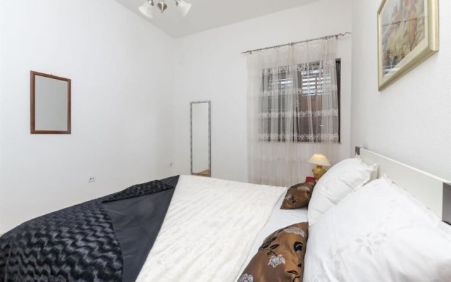 Apartment Zvone