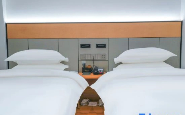 Hotel Linxia Perlanti