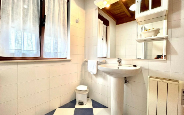 Preciosa casa con,Wifi, BBQ y terraza en Cadavedo