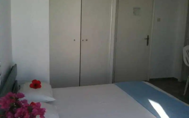 Anemoessa Hotel