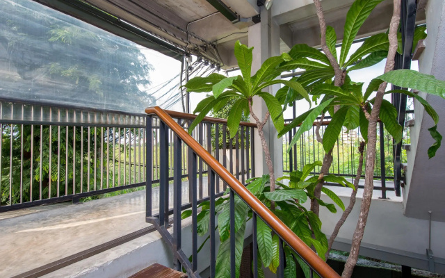 Thongtha Residence