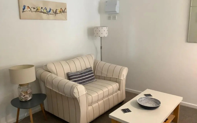 Pendower Apartment