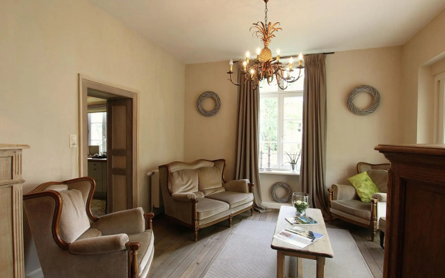 Unique Holiday Home in Virton With Jacuzzi