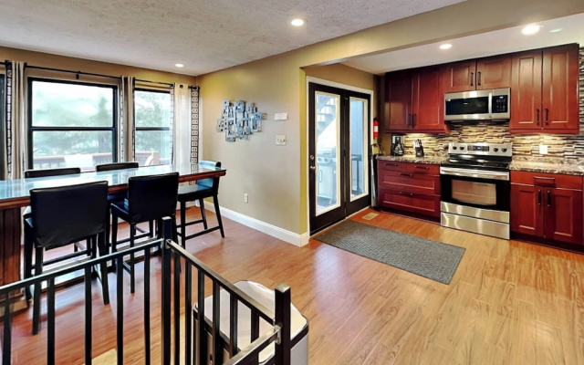Loft of Luxury by Taylor Made Deep Creek