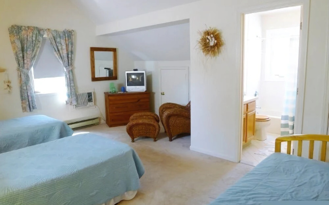 131 Howland - 2 Bedroom Condo