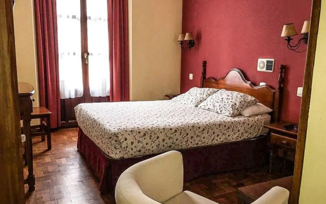 Apartamentos La Guía