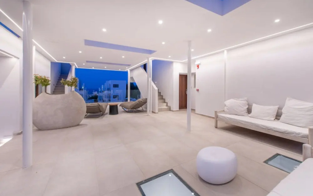 Mika Villas & Suites