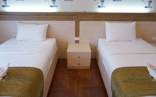 Phuruaboutique Hotel & Saunas