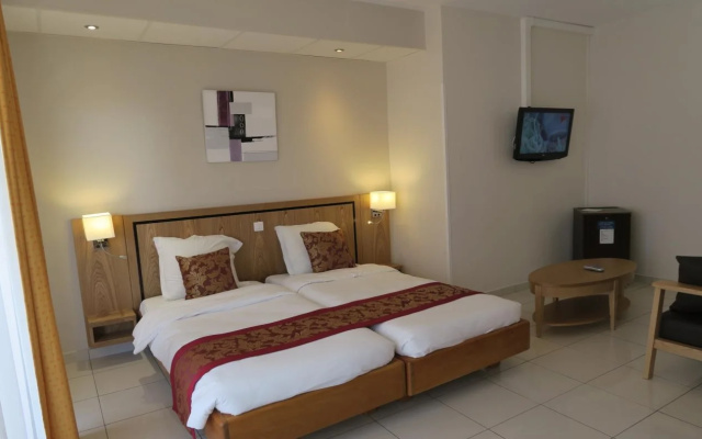 Central Hotel