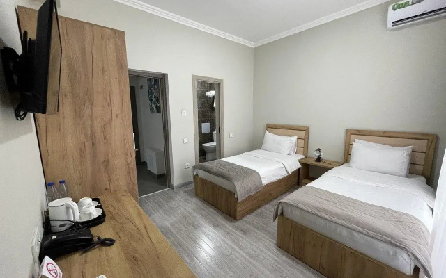 Airport Hotel 24 (Аэропорт 24)