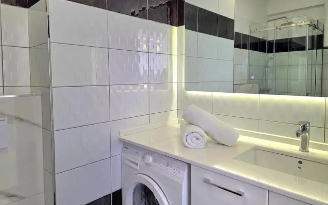 Brisa Del Mar Beachfront Apartment 116