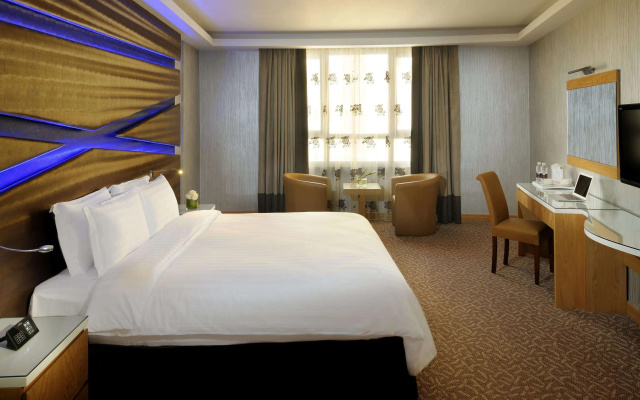 Al Safir Hotel & Tower