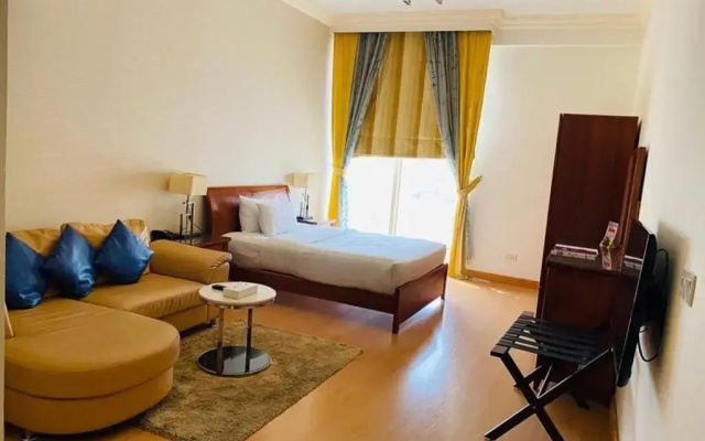 Al Safir Tower   Residence