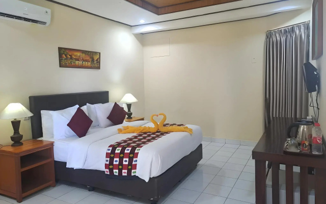 Lovina Beach Hotel