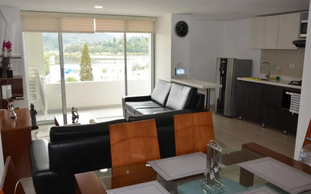 Hermoso apartamento en Paipa con vista al lago Sochagota.