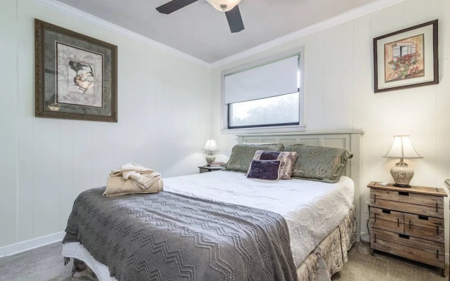 Gorgeous Home in Gulf Breeze
