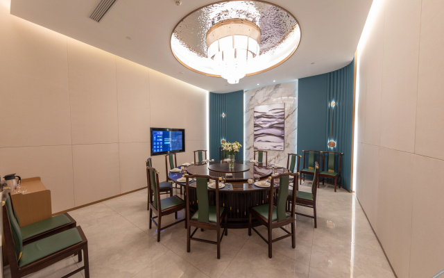 Atour Hotel Huai'an Baolong Commercial Street Shuidukou Avenue