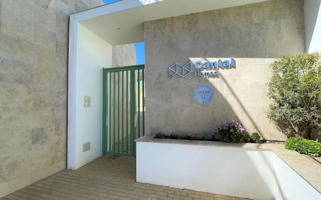 Belvilla by OYO Apartamento Moja!car