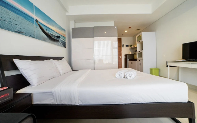 Mountain View Studio @ Dago Suites Apartment with Balcony