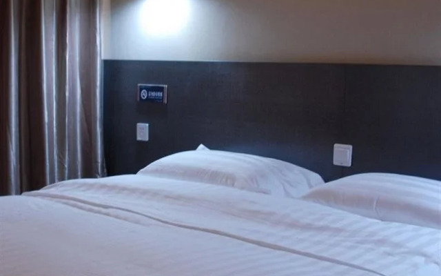 Xunji Hotel