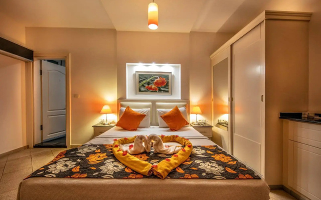 Golden Life Heights Deluxe Suite Hotel - Adults Only