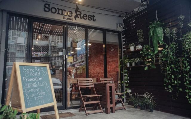 Отель Some Rest Hostel Khao San Таиланд, Бангкок - отзывы, цены и фото номеров - забронировать отель Some Rest Hostel Khao San онлайн вид на фасад