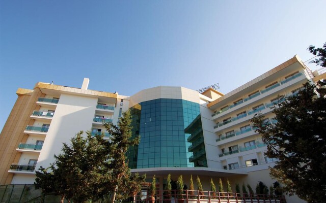 Lycus Beach Hotel вид на фасад