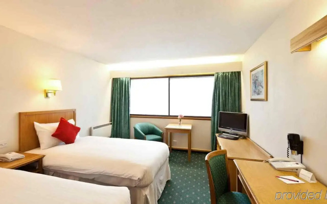 Mercure Livingston Hotel