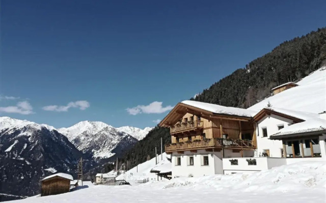 BERG(hof)