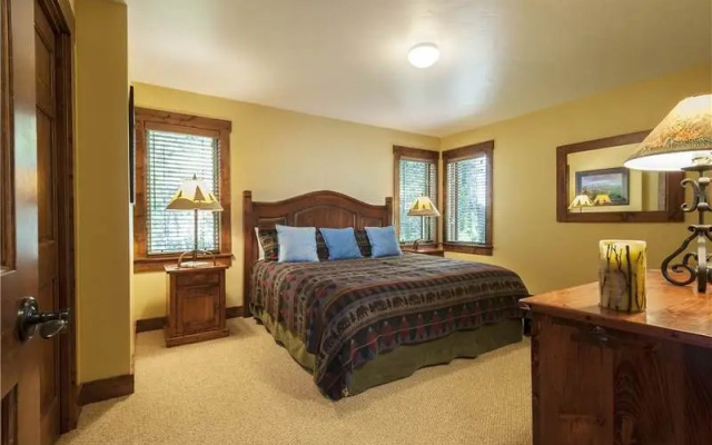 Tuckaway House