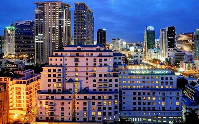 Отель Chateau de Bangkok вид на фасад