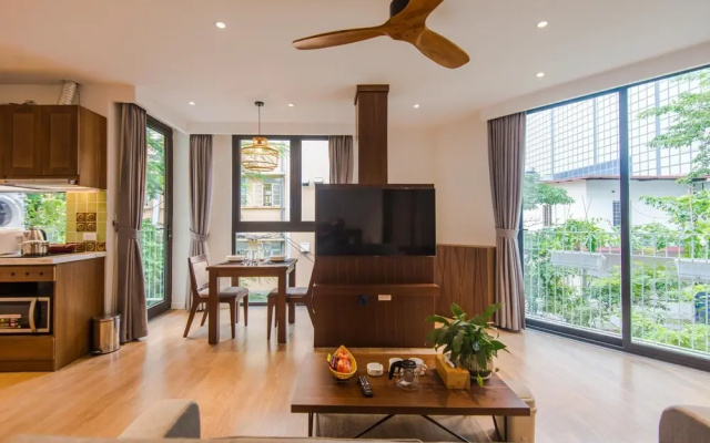 22Housing 81 Linh Lang