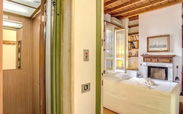 HI Spagna apartment Rome