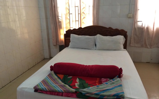 Sim Hour Guest House