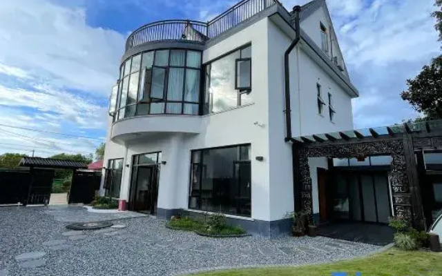 Yueyingju Homestay