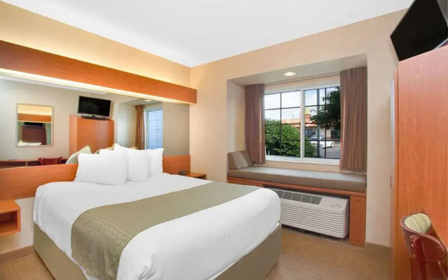 Microtel Inn & Suites Springville
