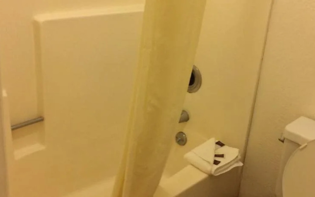 Value Inn & Suites