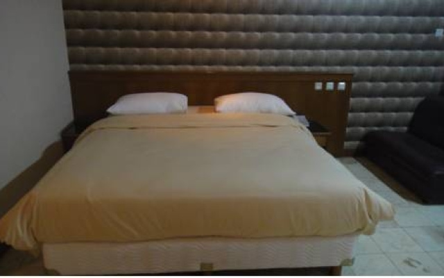 Hotel Agraha
