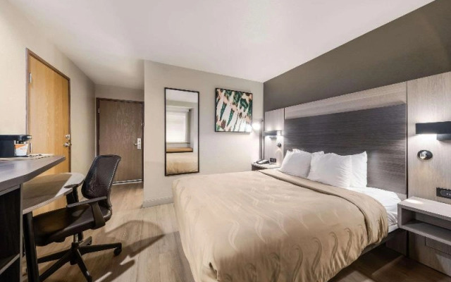 Quality Inn & Suites North Mesquite I-30