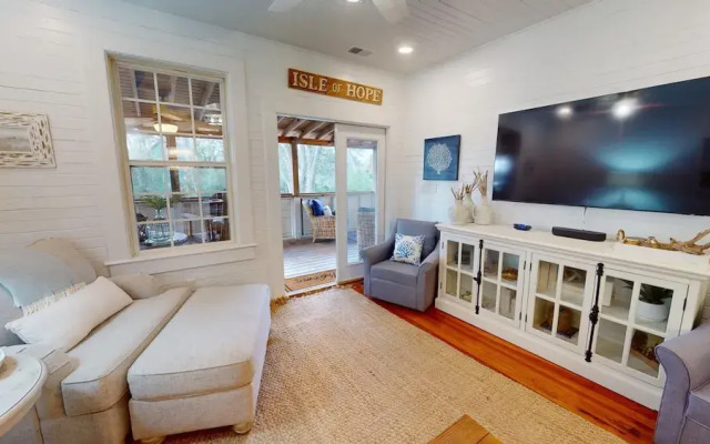 16 6th Avenue by Tybee Vacation Rentals