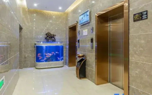 Yunshang Tianhe Hotel (Khorgos Guomen Scenic Spot)