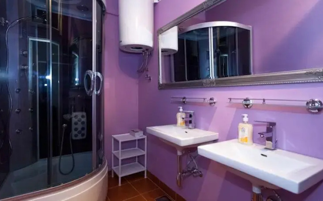 Four Corners Hostel