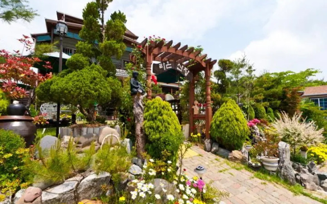 Forest pension