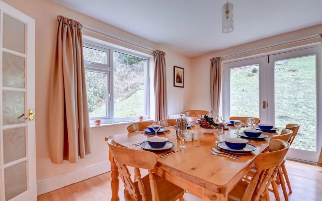 Sprawling Holiday Home in Chapel Stile With Conservatory