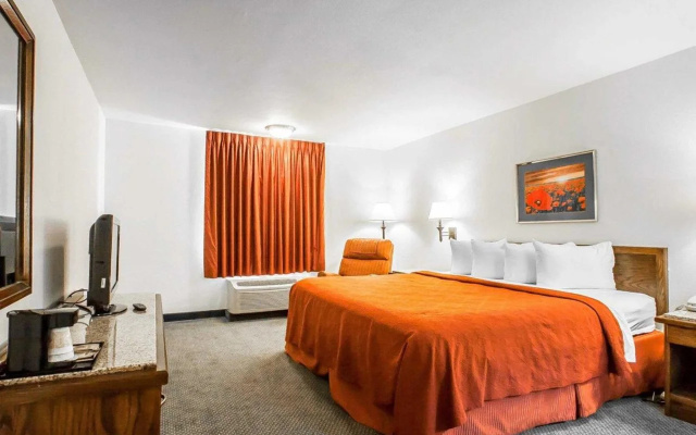 伊克诺中心酒店(Econo Lodge Central)