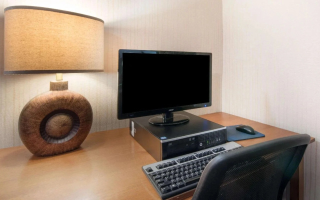 Serena Inn & Suites of Rapid City