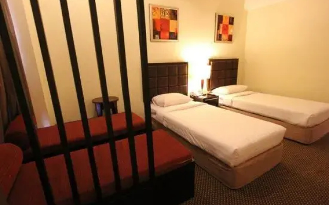 Harmoni One Convention Hotel & Service Apartments