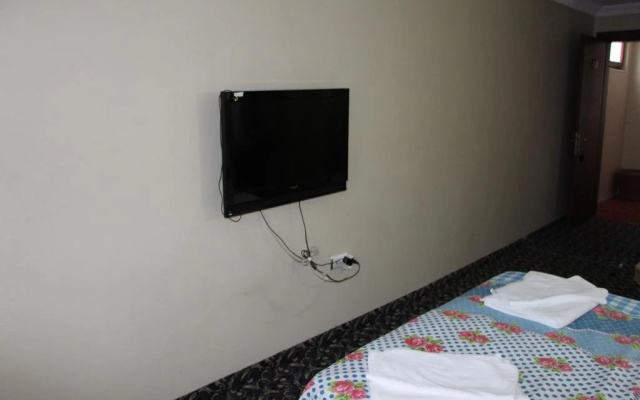 Yanki Otel
