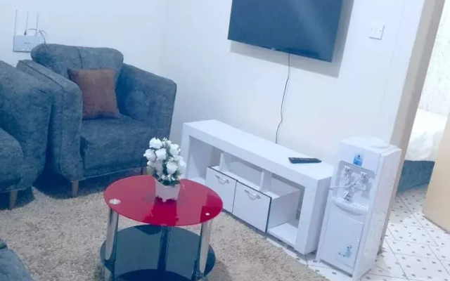 Lux suites Meridian Court Apartments