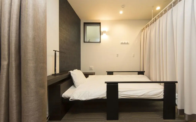 Ryoma Nishiooi I - Hostel